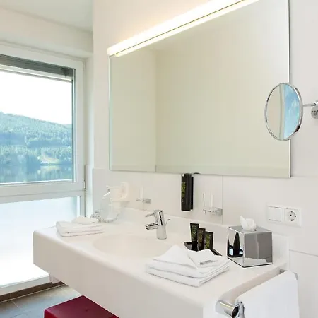 Brugger's Hotelpark Am فندق تيتيسي نيوستادت