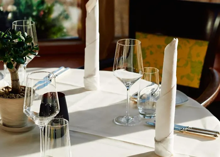 Brugger's Hotelpark Am فندق تيتيسي نيوستادت